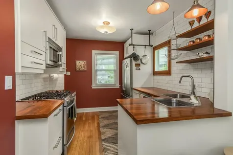 3323 Buchanan Street NE Minneapolis MN 55418