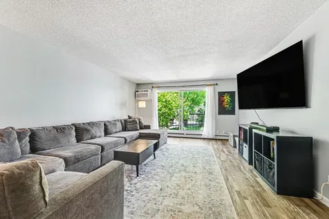 179 Little Canada Road E Little Canada MN 55117