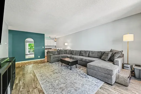 179 Little Canada Road E Little Canada MN 55117