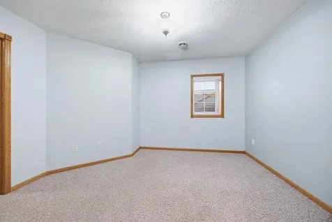 1013 Prairie View Drive SW Hutchinson MN 55350