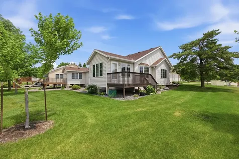 1013 Prairie View Drive SW Hutchinson MN 55350