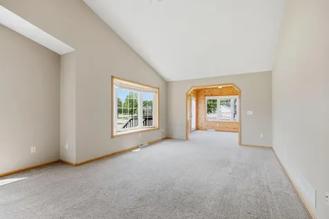 1013 Prairie View Drive SW Hutchinson MN 55350