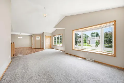 1013 Prairie View Drive SW Hutchinson MN 55350
