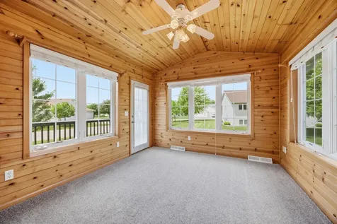 1013 Prairie View Drive SW Hutchinson MN 55350