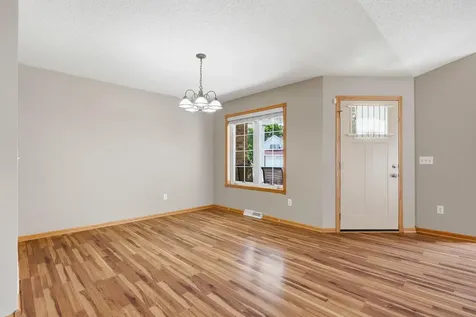 1013 Prairie View Drive SW Hutchinson MN 55350