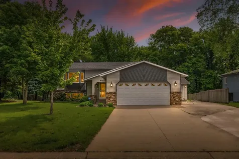8320 Cooper Way Inver Grove Heights MN 55076