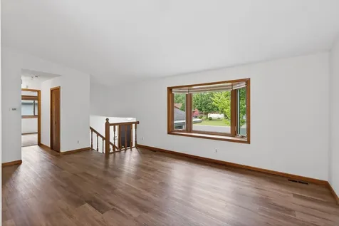 8320 Cooper Way Inver Grove Heights MN 55076