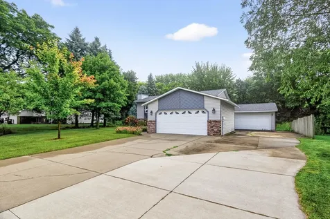 8320 Cooper Way Inver Grove Heights MN 55076