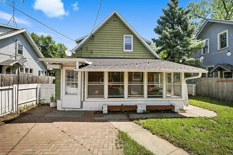 147 18th Avenue N Saint Cloud MN 56303