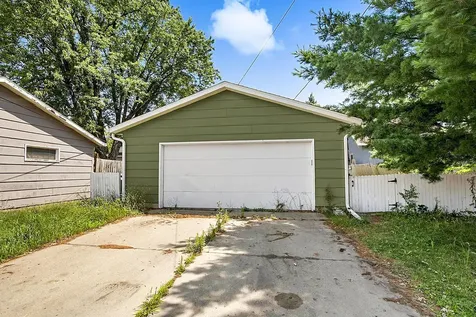 147 18th Avenue N Saint Cloud MN 56303