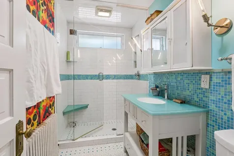 1929 James Avenue S Minneapolis MN 55403