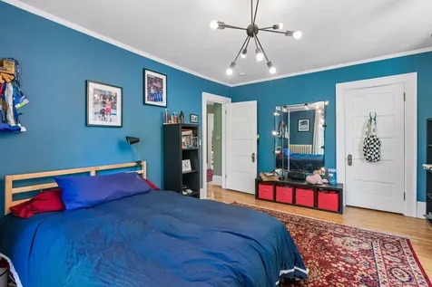 1929 James Avenue S Minneapolis MN 55403