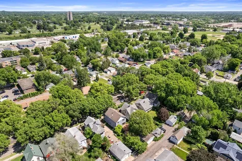836 Minnehaha Avenue W Saint Paul MN 55104