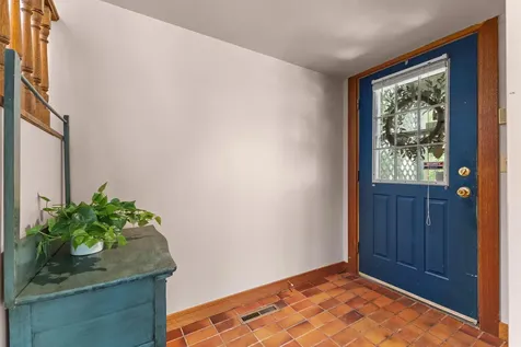 836 Minnehaha Avenue W Saint Paul MN 55104