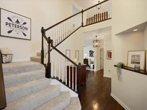 2442 Lacy Lane Victoria MN 55386