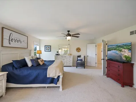 2442 Lacy Lane Victoria MN 55386