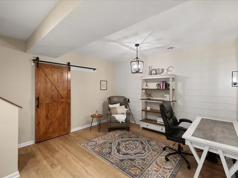 2442 Lacy Lane Victoria MN 55386