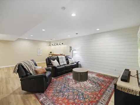 2442 Lacy Lane Victoria MN 55386