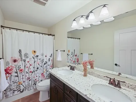 2442 Lacy Lane Victoria MN 55386
