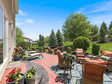 2442 Lacy Lane Victoria MN 55386