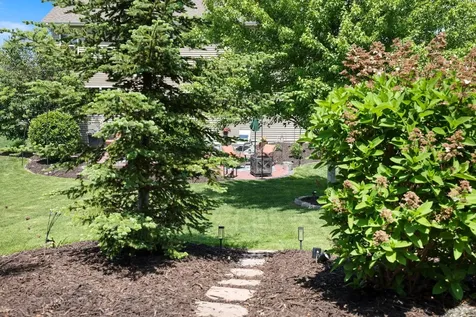 2442 Lacy Lane Victoria MN 55386