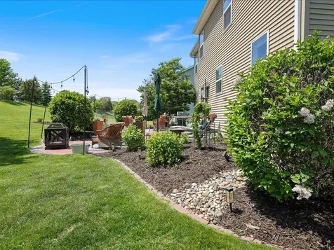 2442 Lacy Lane Victoria MN 55386
