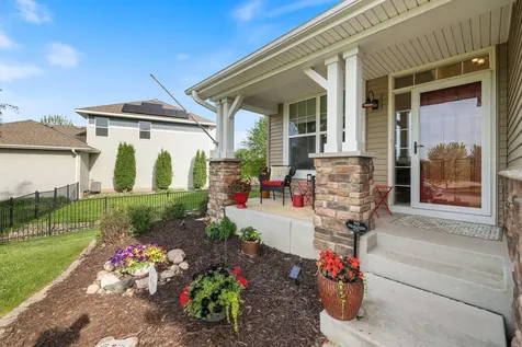 2442 Lacy Lane Victoria MN 55386