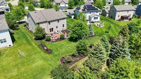 2442 Lacy Lane Victoria MN 55386