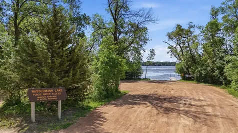 2442 Lacy Lane Victoria MN 55386