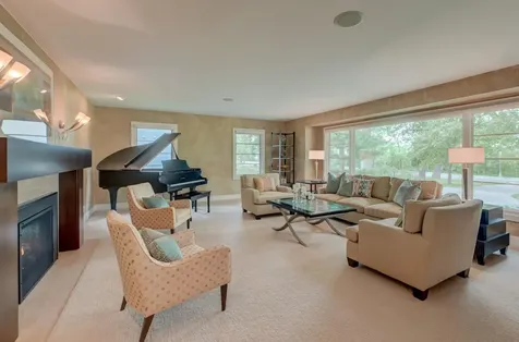 450 Mississippi River Boulevard S Saint Paul MN 55105