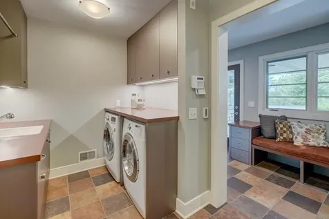 450 Mississippi River Boulevard S Saint Paul MN 55105