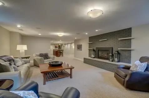 450 Mississippi River Boulevard S Saint Paul MN 55105