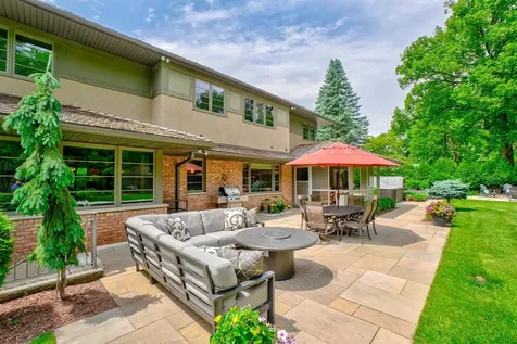 450 Mississippi River Boulevard S Saint Paul MN 55105
