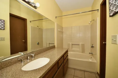 2901 32nd Street S Moorhead MN 56560