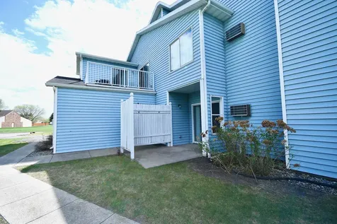 2901 32nd Street S Moorhead MN 56560