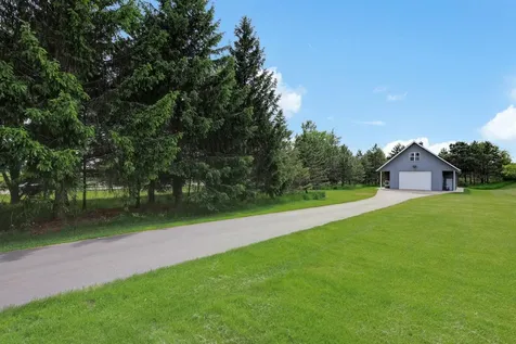7530 Leeward Avenue N Stillwater MN 55082