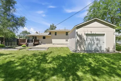 2919 64th Avenue N Brooklyn Center MN 55430