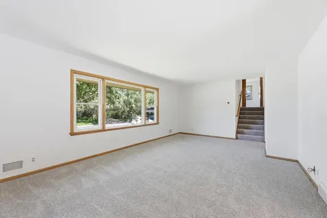 2919 64th Avenue N Brooklyn Center MN 55430