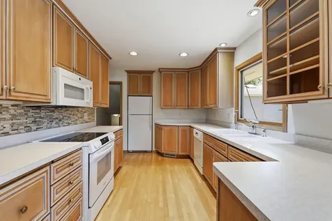 2919 64th Avenue N Brooklyn Center MN 55430