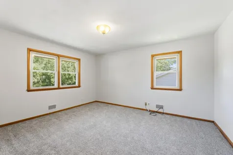 2919 64th Avenue N Brooklyn Center MN 55430
