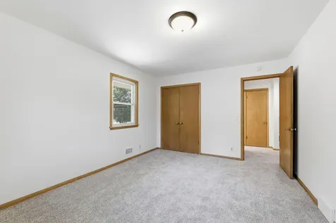 2919 64th Avenue N Brooklyn Center MN 55430