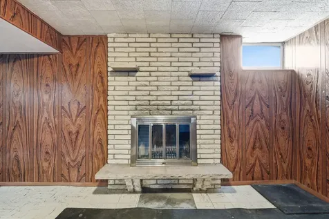 2919 64th Avenue N Brooklyn Center MN 55430