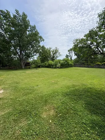 1824 Alta Vista Drive Roseville MN 55113