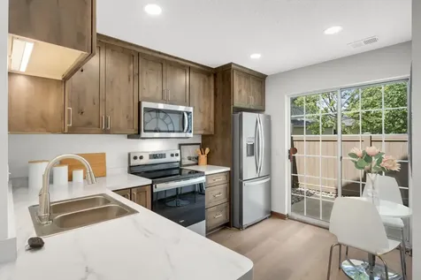 11200 Providence Lane Eden Prairie MN 55344