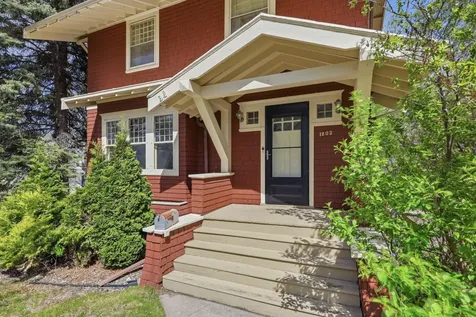 1202 6th Street S Fargo ND 58103