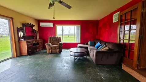 11154 County Road 71 NE Nelson MN 56355