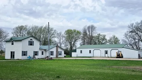 11154 County Road 71 NE Nelson MN 56355