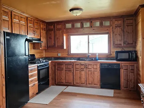 11154 County Road 71 NE Nelson MN 56355
