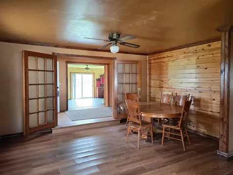 11154 County Road 71 NE Nelson MN 56355