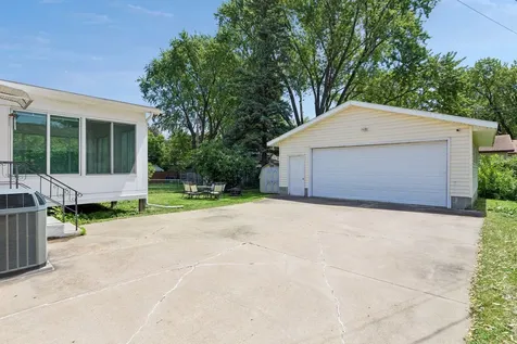1306 Ryan Avenue W Roseville MN 55113